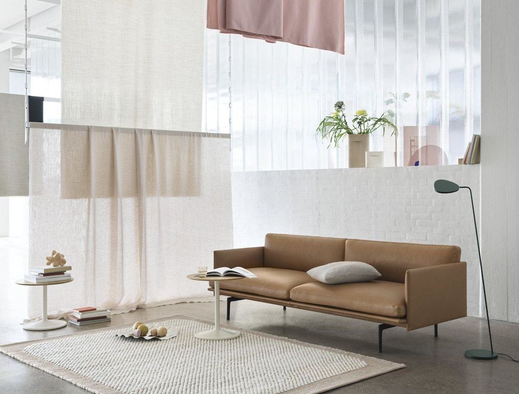 14735 Outline Sofa 3 Seater Lifestyle Image Tif