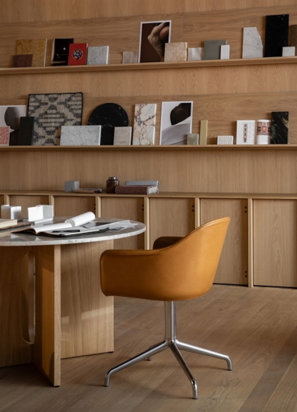 Menu Androgyne Dining Table Harbour Dining Table