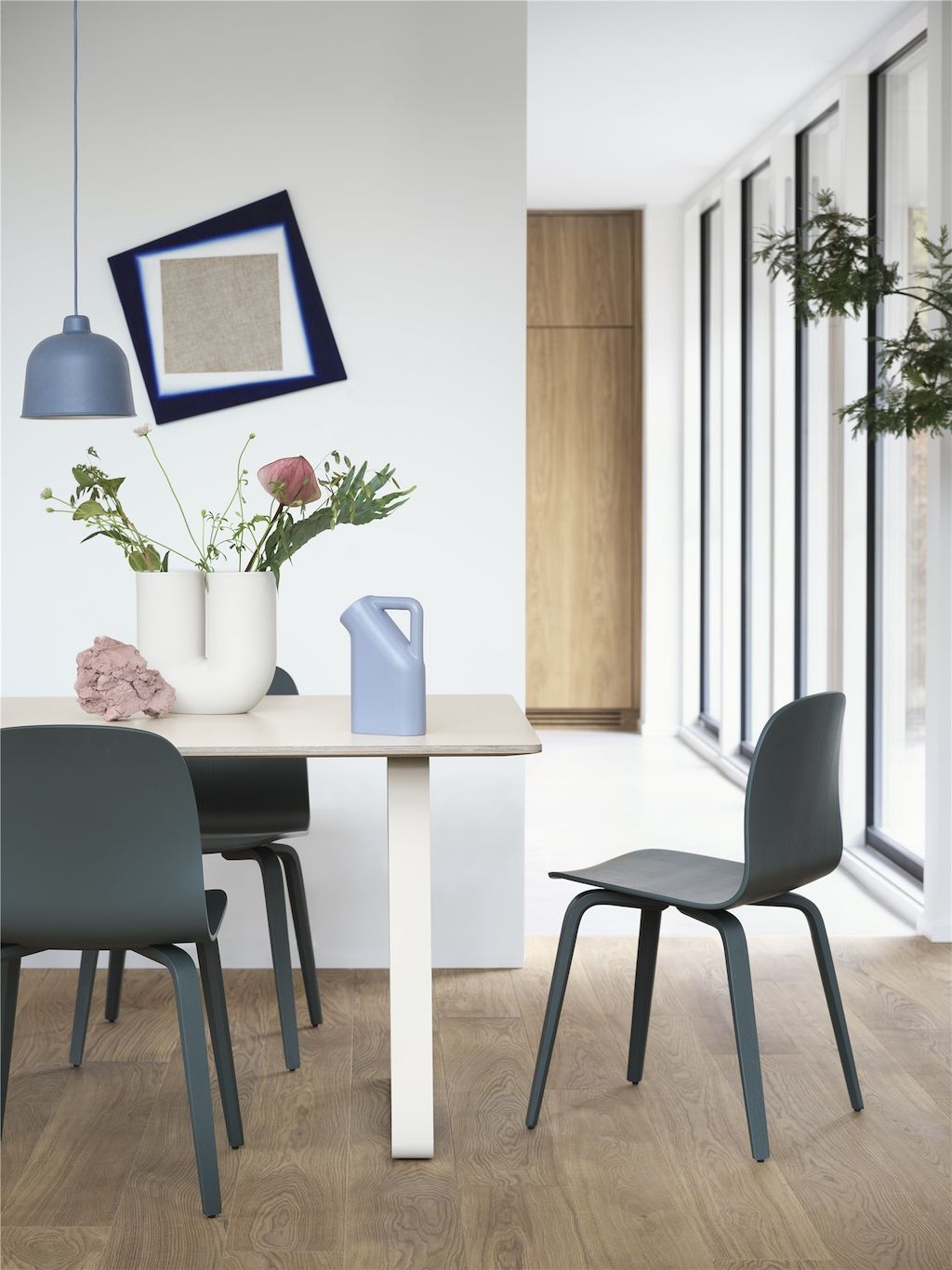 Goldkant 70 70 Table 255X108 Sand Visu Chair Wood Dark Green Grain Pendant Kink Vase Tub Jug 2 Muuto Org