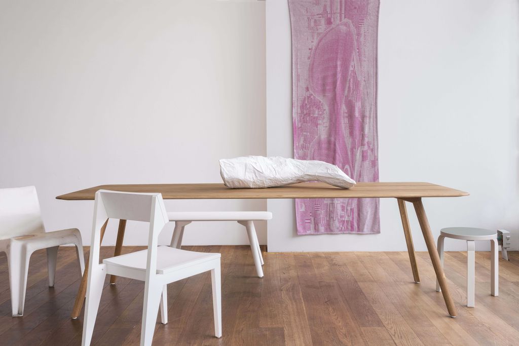 Goldkant Objekte Unserer Tage Mood Meyer Bench 4