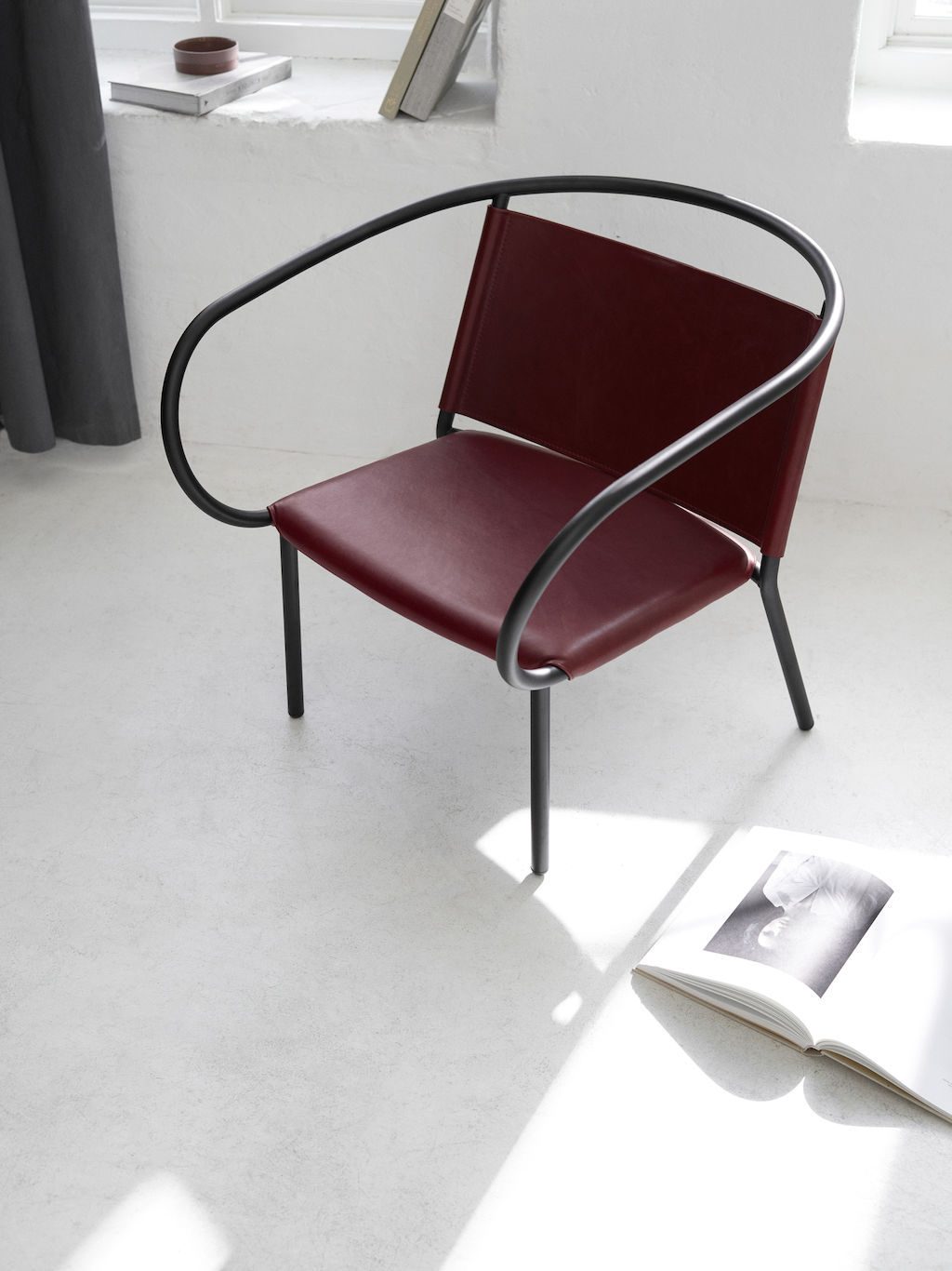 Menu Afteroom Lounge Chair Location 01